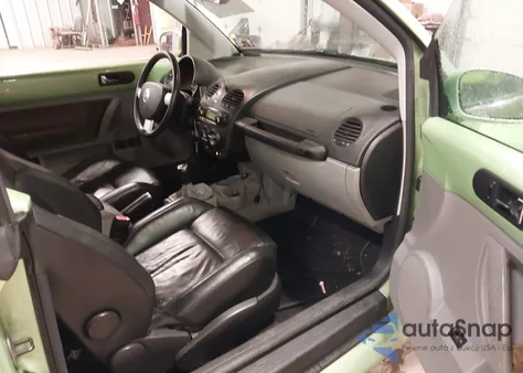 2004 Volkswagen New Beetle Gls 1.8T из США, поврежденный, VIN 3VWCD31Y14M327465